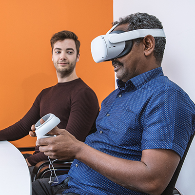 Man met VR bril sollicitatietraining